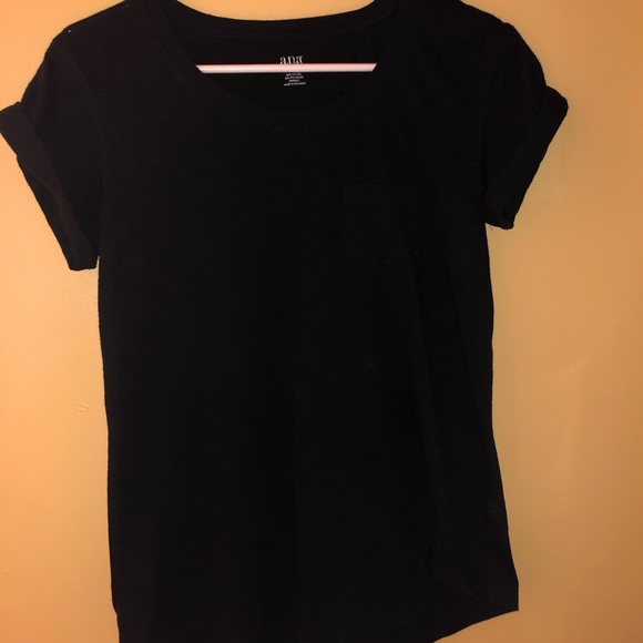 Black Tee with Pocket - Picture 1 of 3